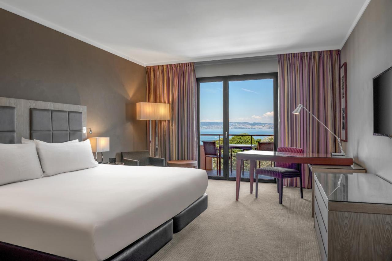 Hilton Evian Les Bains Hotel Екстериор снимка